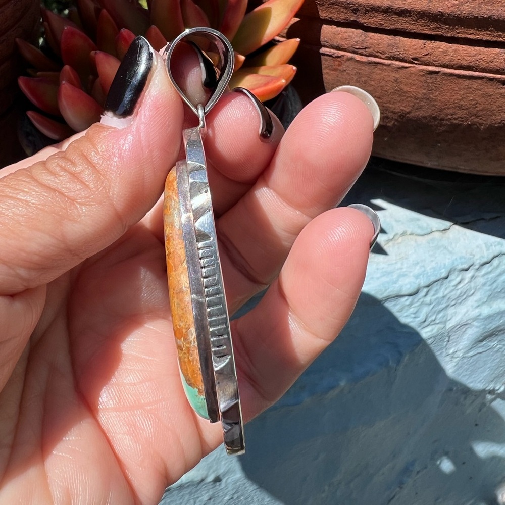 Number 8 Turquoise pendant - Picture 3 of 5